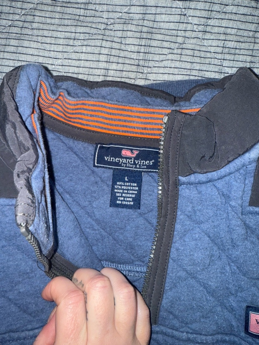 Vineyard Vines Navy and Black Quilted Half-Zip Pullover - Picture 3 of 4